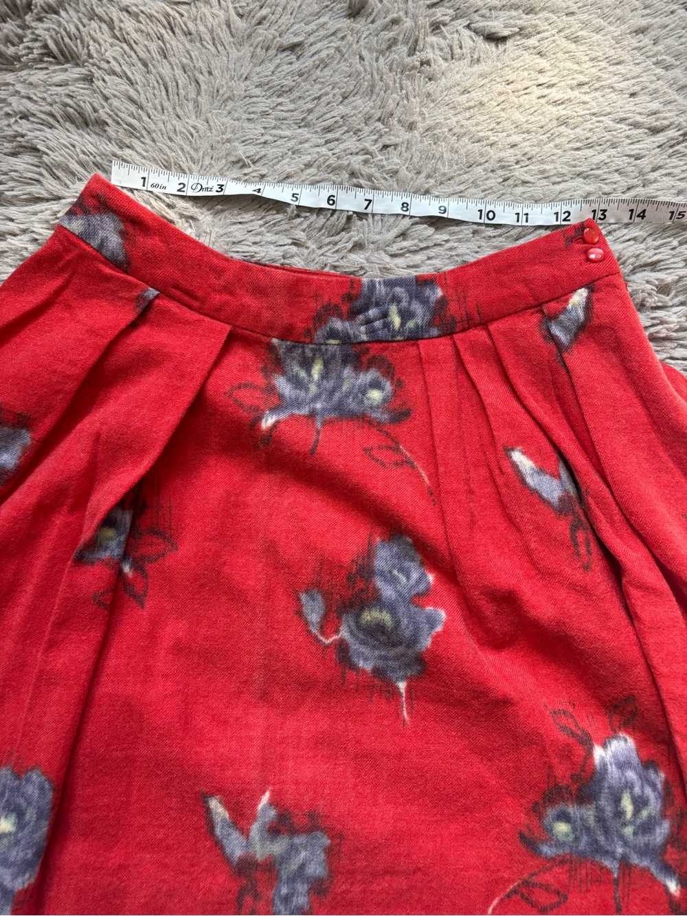 Odille Anthropology Red Floral pleated Wool Skirt size 2 - Picture 7 of 8